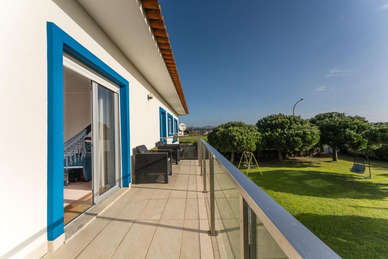 Beachfront Villa In Esposende Exteriér fotografie